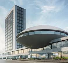 Читальний зал НДР